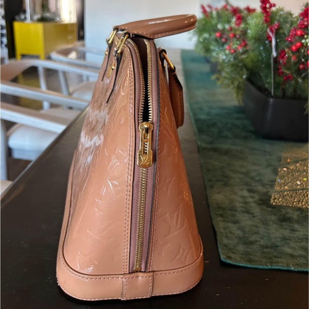 Louis Vuitton Alma vernis pm bellerine